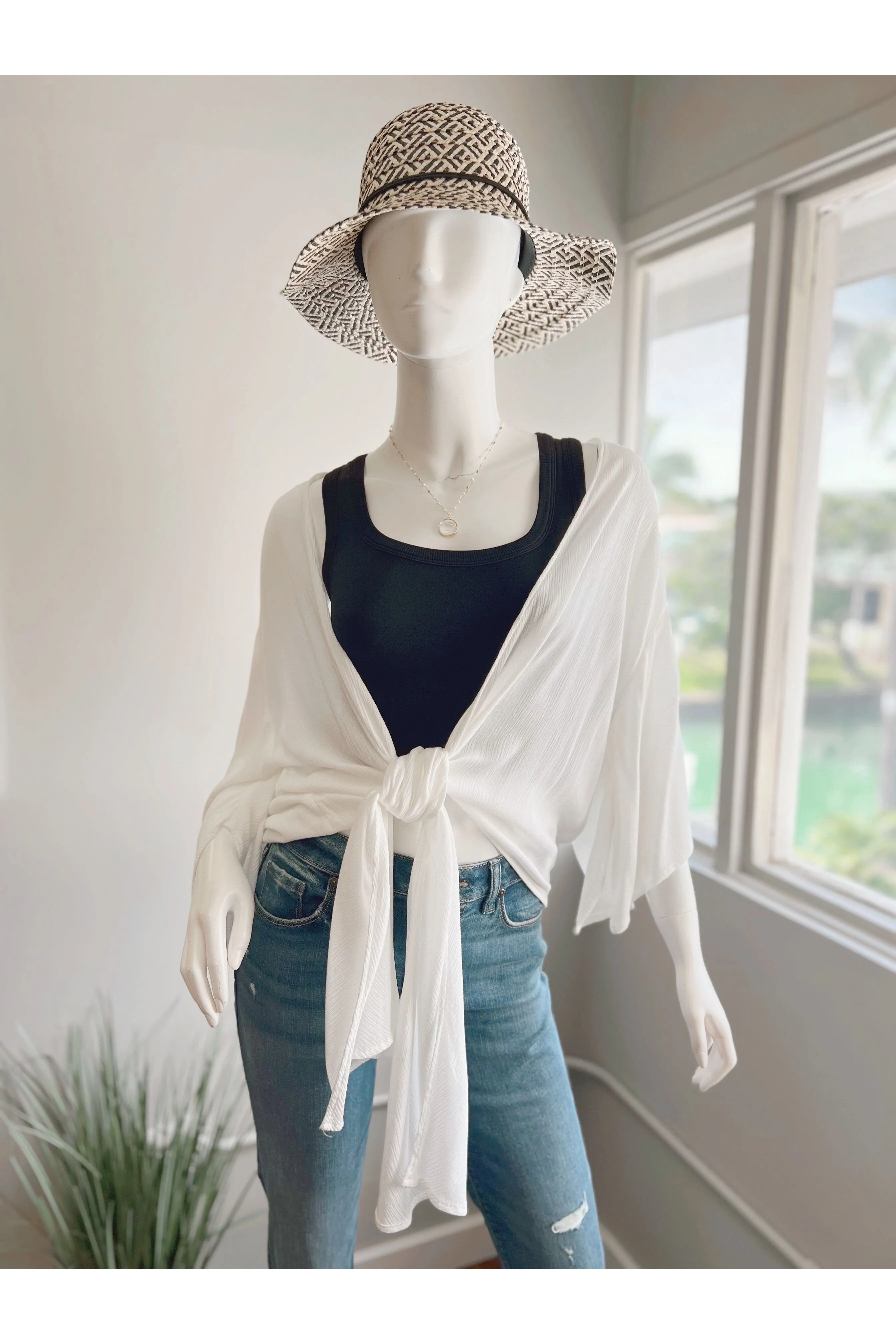 3/4 Sleeve Tie Front Top