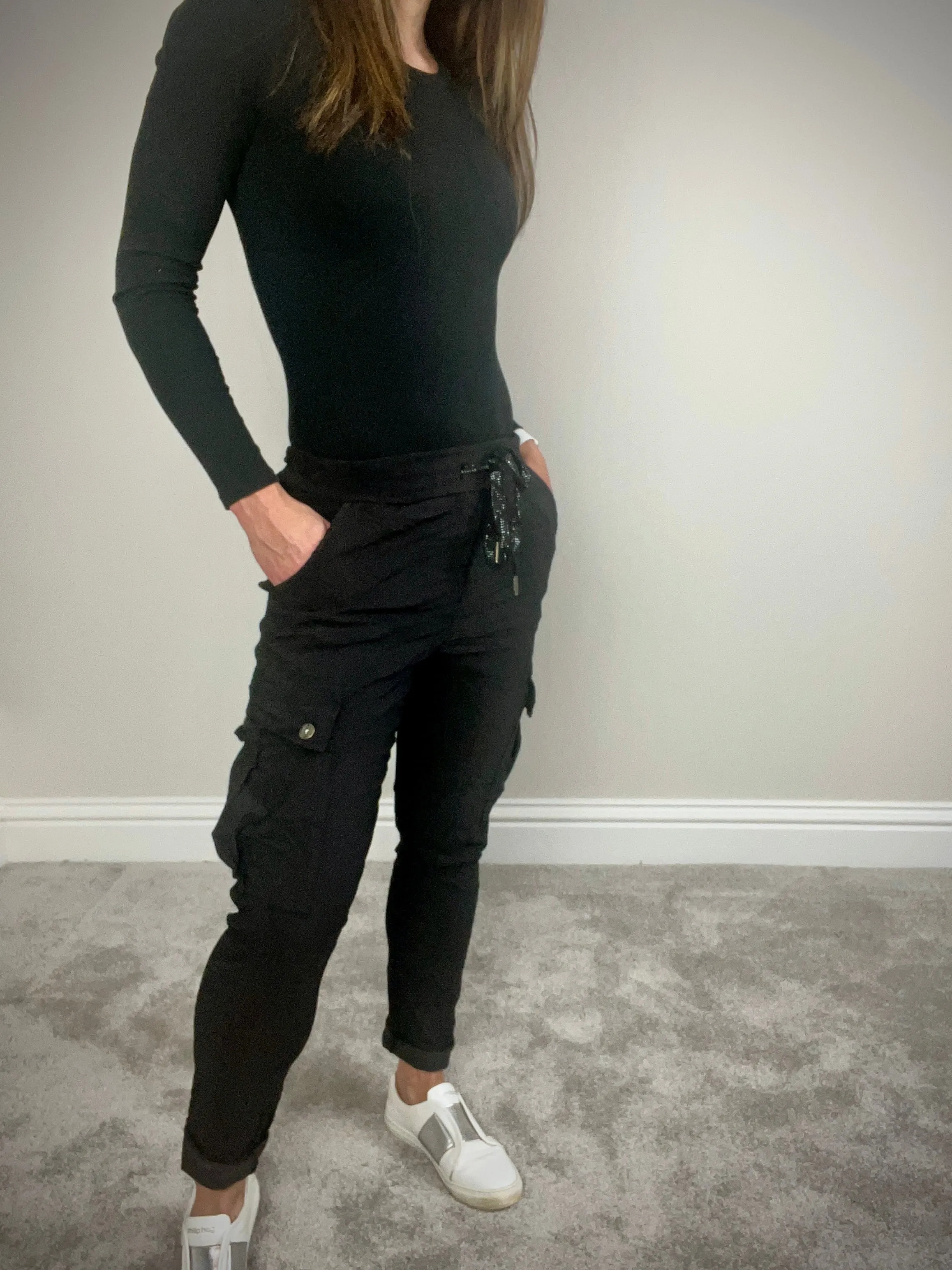 BLACK CARGO TROUSER