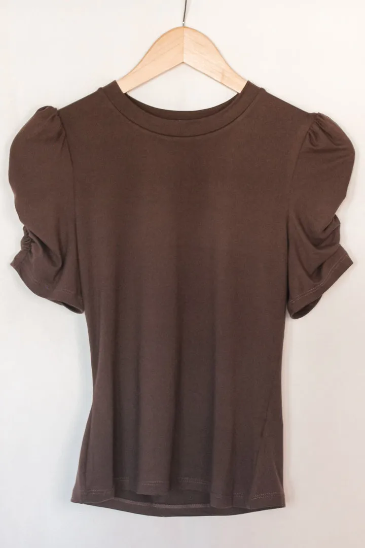 Cafe Ruched Top in Chocolate Biscotti Brown