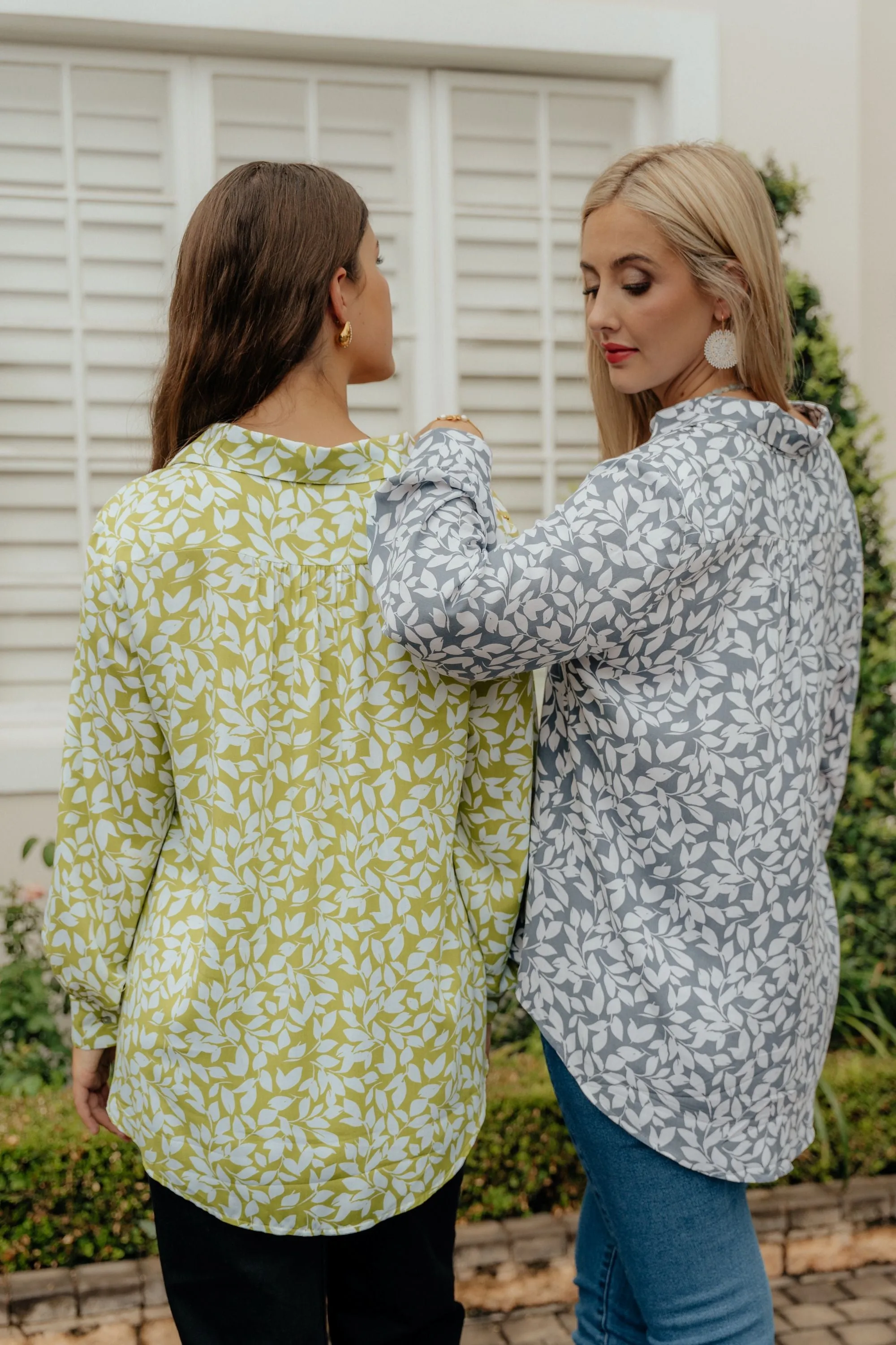 Isla Blouse Blue Leaf print