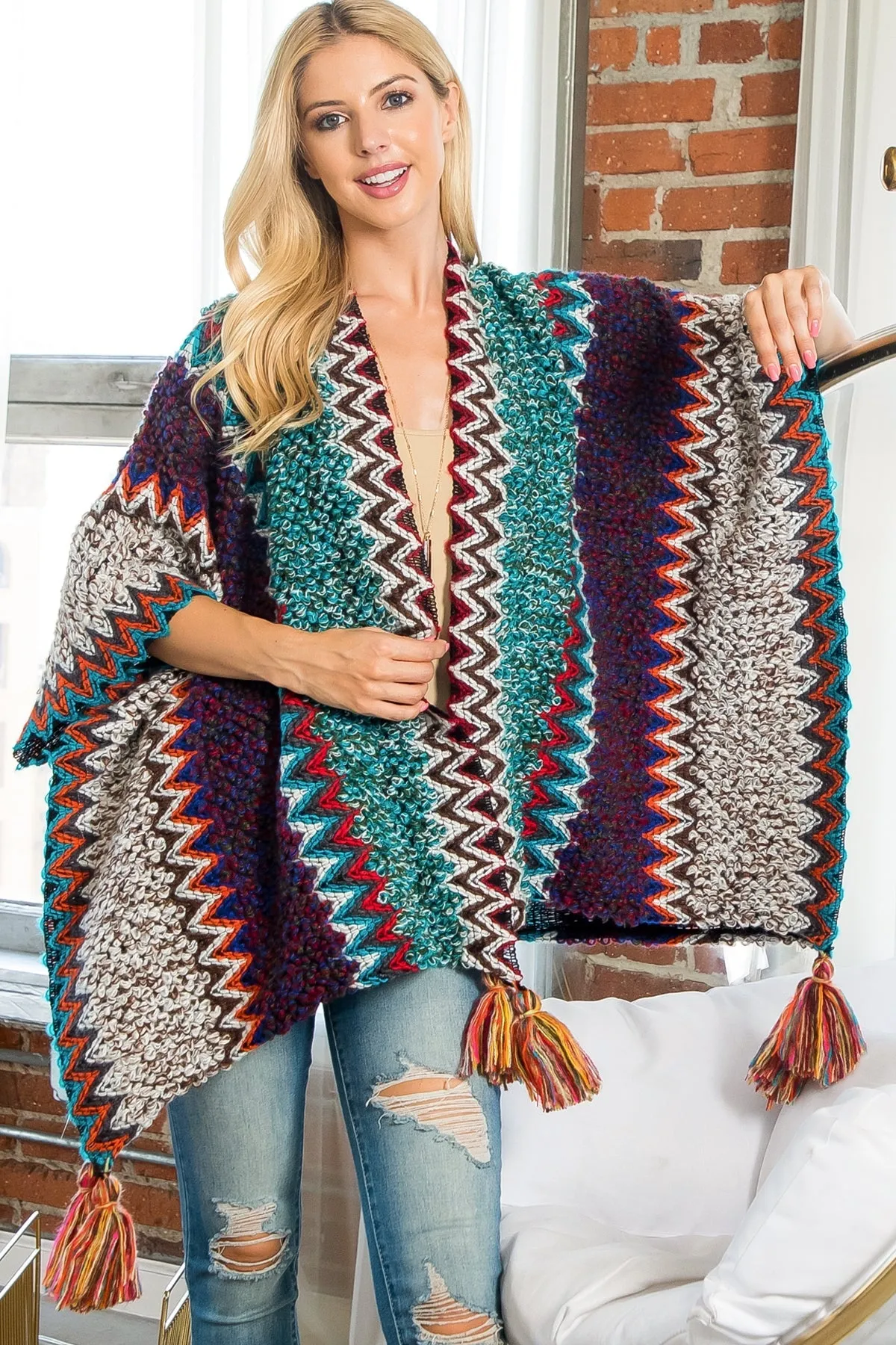 MULTICOLOR KNIT ZIGZAG PATTERN TASSEL KIMONO