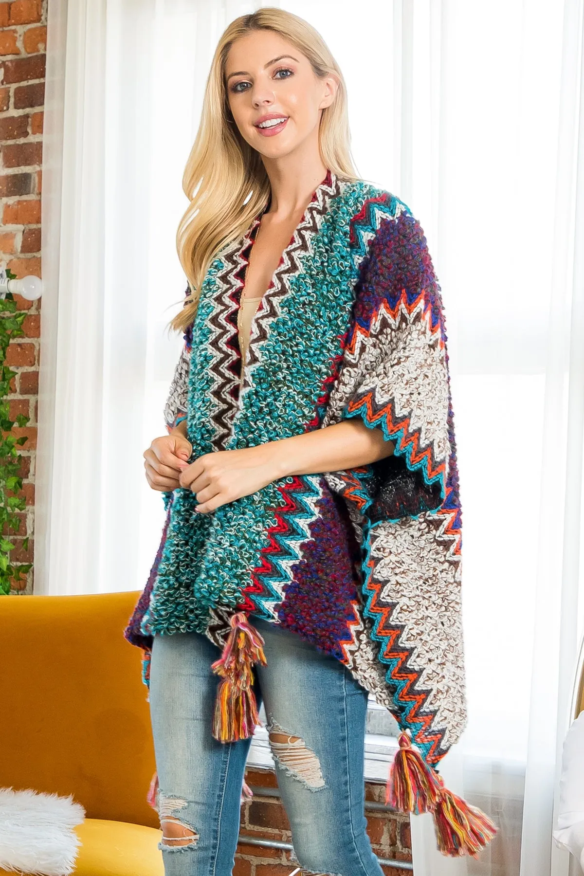 MULTICOLOR KNIT ZIGZAG PATTERN TASSEL KIMONO