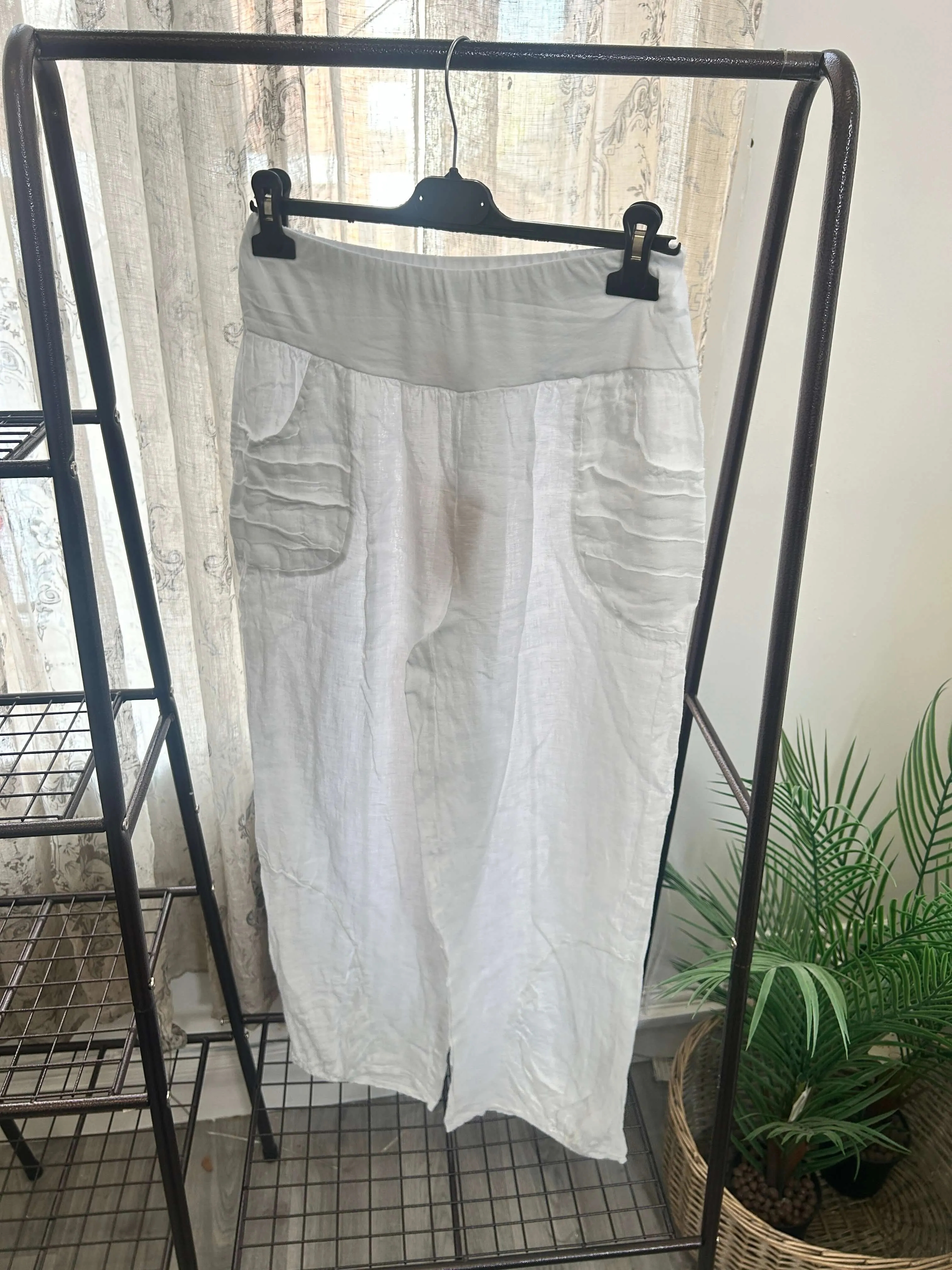 Ruffle Pocket Jersey Waist Linen Trouser