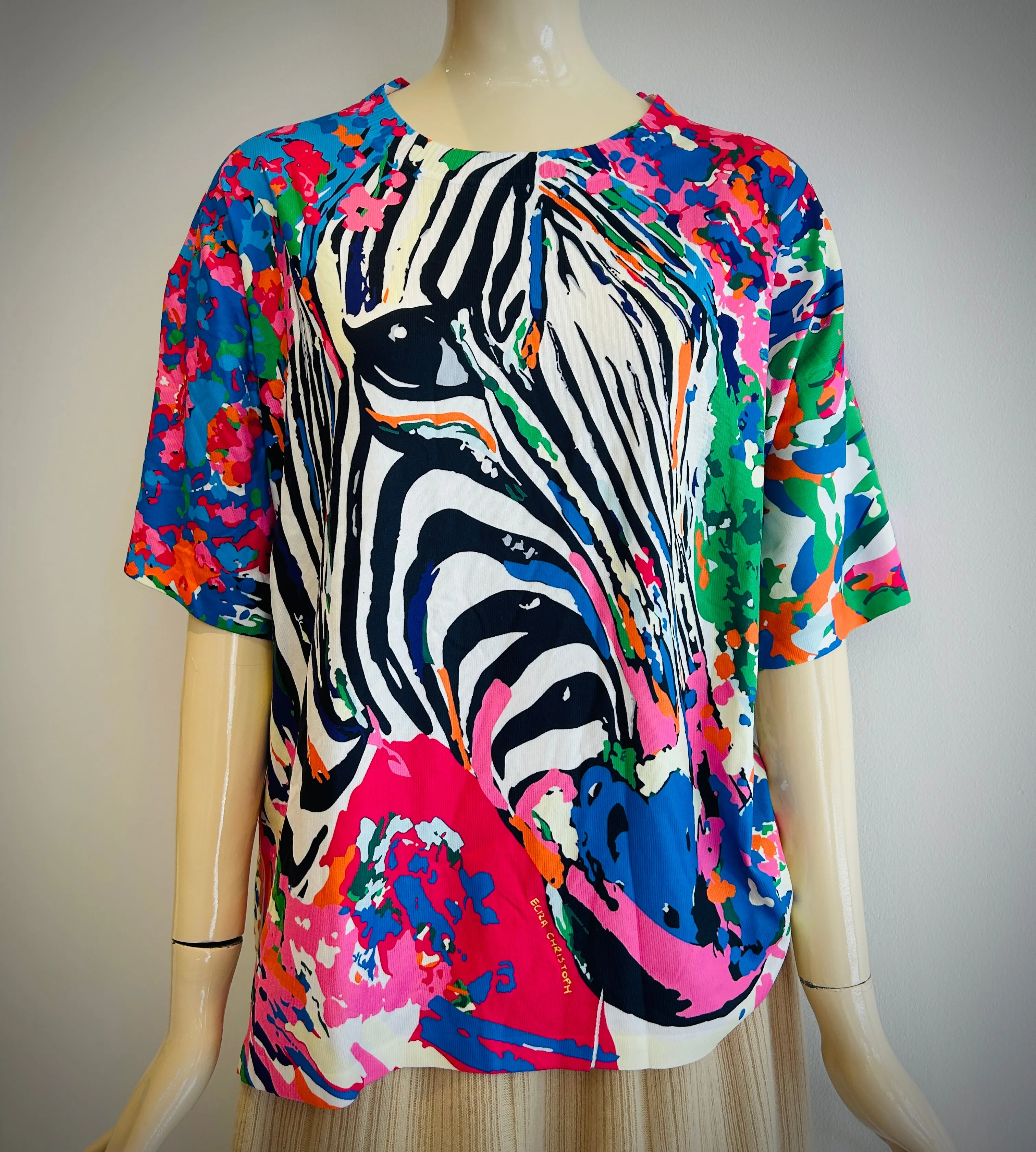 Short Sleeve Sweater.  April Sale 25% Off.     At Checkout Use Code April25