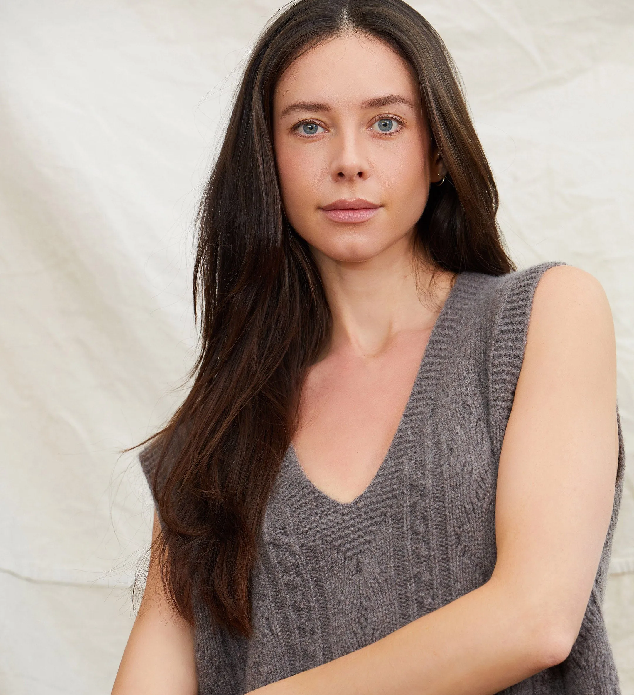 The Oversized V-Neck Cashmere Vest